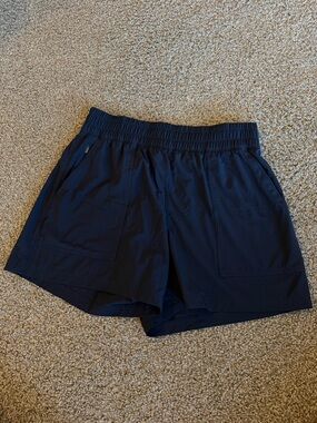 Athleta Navy Blue Wayfinder Athletic Shorts with Elastic Waist